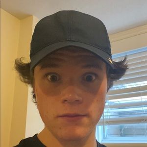 Meet your Posher, Mitchell